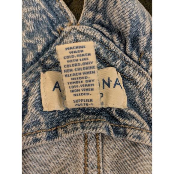 Arizona Jean Co Light Denim Ladies Overall Shorts Size XS Distressed MSRP $54 - Picture 7 of 7